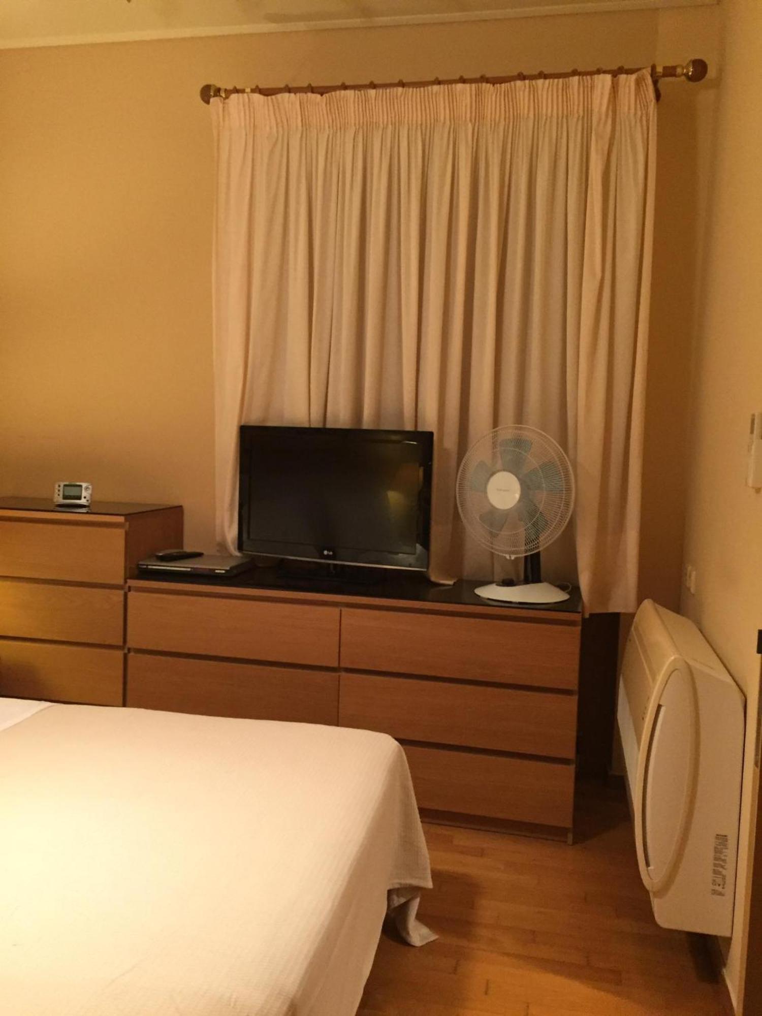 Small Apartment Near Athens Airport Pikérmion Exteriör bild